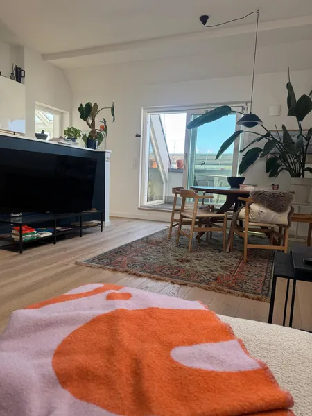 Zuhause mit 2 Zimmern und Balkon in Berlin-Friedrichshain — photo 1
